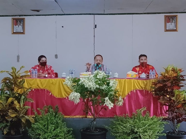Hadiri Rekonsiliasi Sisa Dana Desa Tahun Tahun Anggaran 2015- 2019 Wakil Bupati Sanggau, Yohanes Ontot : Bekerja Dengan Sungguh - Sungguh Ikuti Aturan Yang Ada