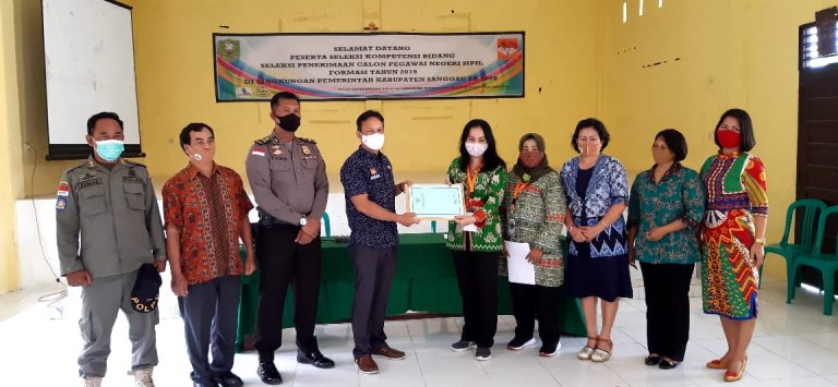 Penutupan Kegiatan Seleksi Kompetensi Bidang Calon Pegawai Negeri Sipil Tahun Anggaran 2019 di Lingkungan Pemerintah Kabupaten Sanggau. -