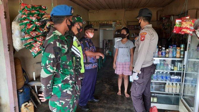 Polres Sanggau Ledo Kampanye Serentak Pemakaian Masker di Kecamatan Sanggau Ledo Bengkayang