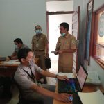 LAYANAN BERBANTUAN URUSAN PERIZINAN MELALUI OSS DI DESA TUNGGAL BAKTI KEC. KEMBAYAN