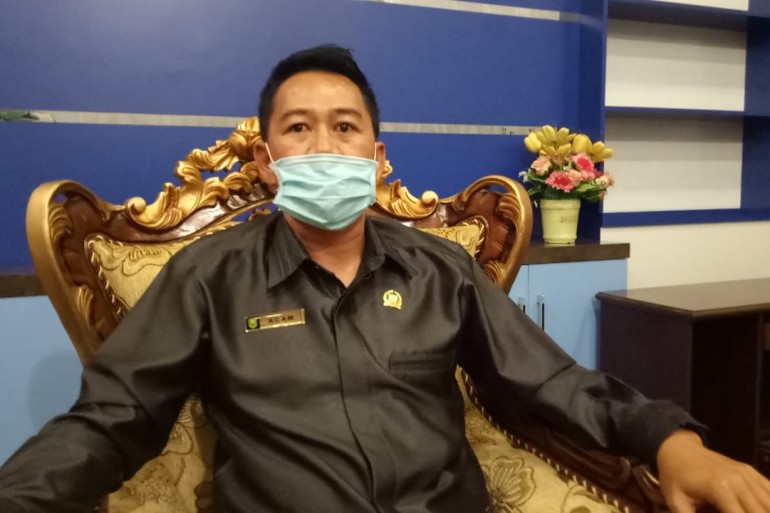 Pasca Putusnya Kabel Penyeberangan di Tayan, Wakil Ketua DPRD Sanggau Minta PLN Tata Jaringan