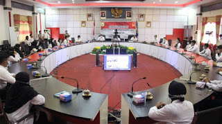 200 Orang CPNS di Lingkunag Pemkab Sanggau Menerima SK Penempatannya