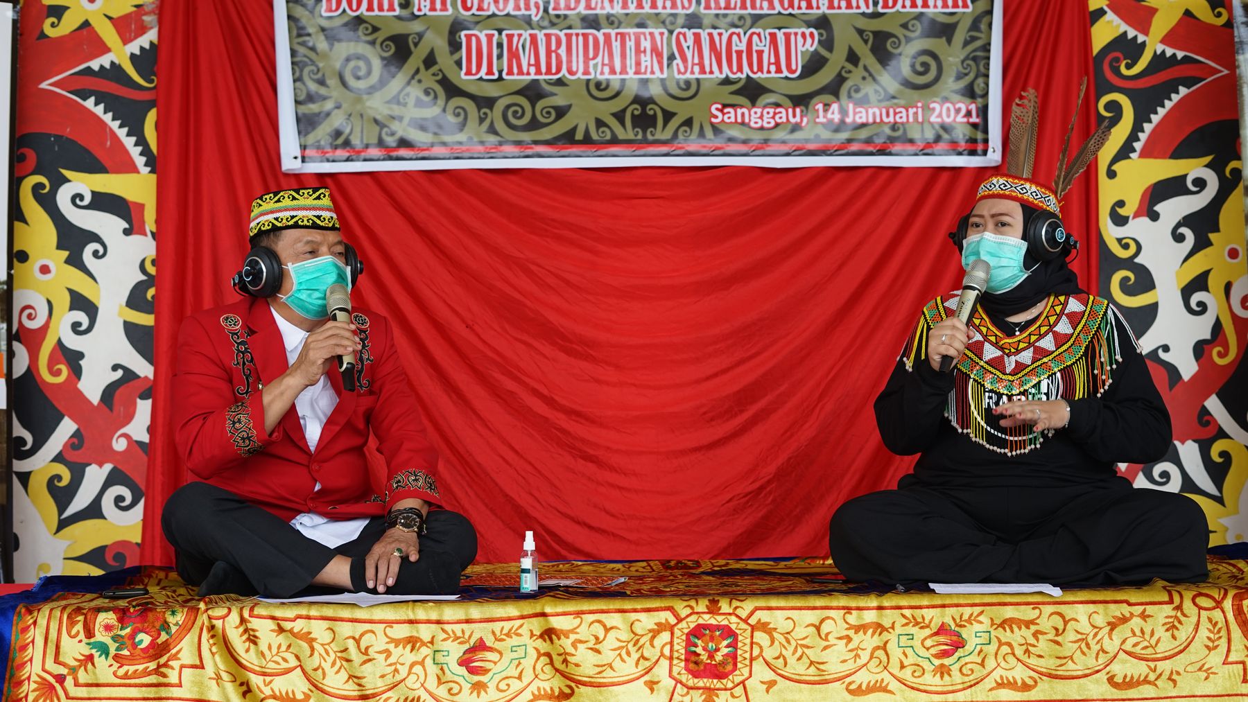 Wabup Sanggau Mengisi Kegiatan Obrolan Budaya Bersama RRI Entikong dan SP Sanggau