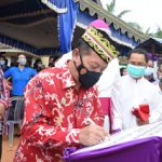 Pesan Wakil Bupati Sanggau,Agar Gereja Yang Telah di Resmikan Agar Dapat Menjadikan Tempay Iman Umat Bertumbuh