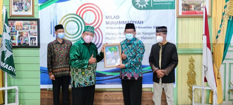 Hadiri Milad ke-108 Muhammadiyah, Sekda Sanggau: Terus Berkontribusi Membangun Daerah Dan Memperkuat NKRI