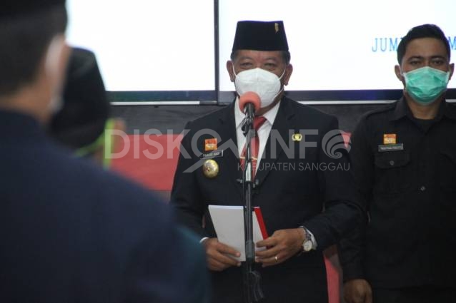 Pelantikan Pejabat Fungsional Auditor Dan Pengukuhan Pejabat Administrator/Pengawas, Ini Pesan Bupati Sanggau