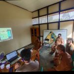Diskominfo Sanggau Serahkan Pengelolaan Website PPID Kecamatan Toba