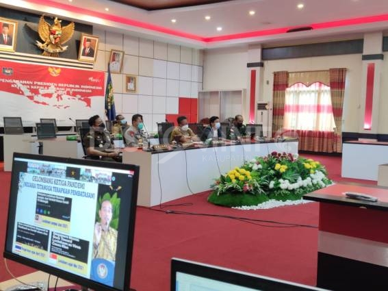 Bupati Sanggau Bersama Forkompimda Ikuti Rakor Kepala Daerah se-Indonesia dan Mendengarkan Arahan Presiden RI