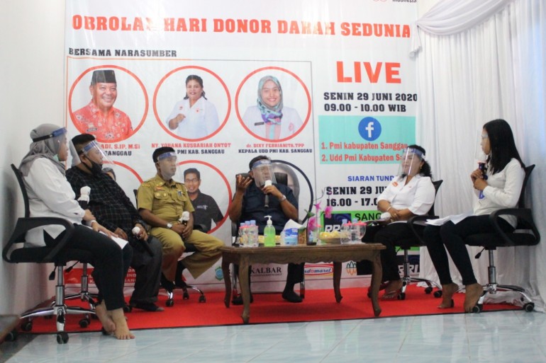 Peringati Hari Donor Darah Sedunia, PMI Sanggau Gelar Talkshow Bersama Bupati Sanggau