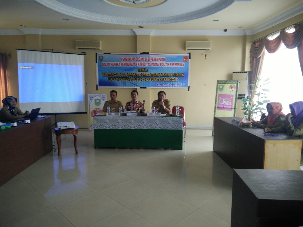 DINSOSP3AKB Kabupaten Sanggau menggelar kegiatan Pembinaan Organisasi Perempuan
