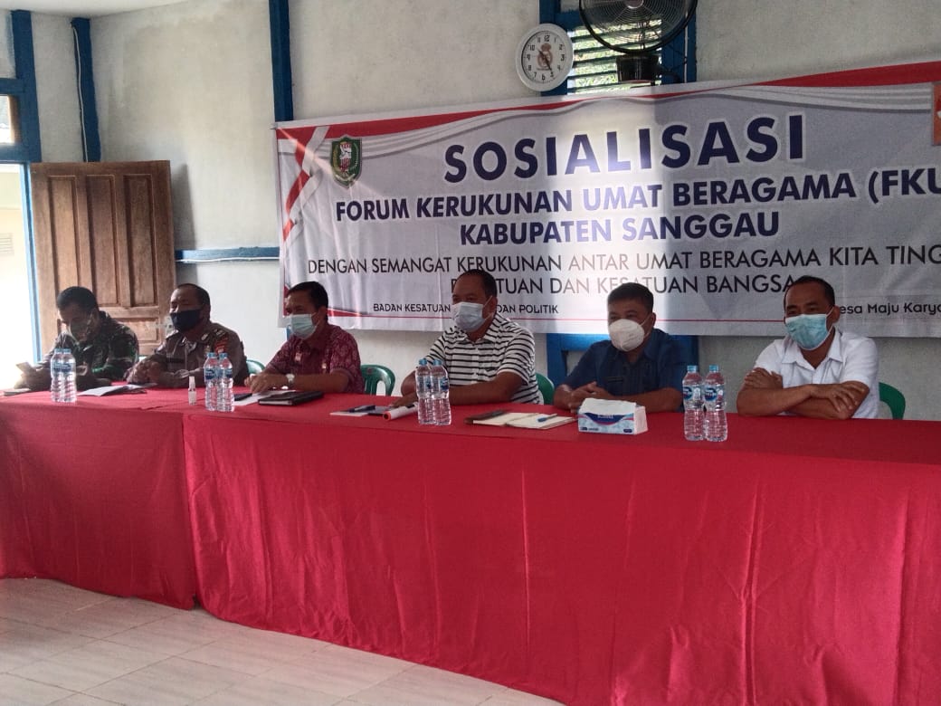 Ketua DPRD Sanggau Ingatkan Soal Pentingnya Kerukunan dan Toleransi Saat Sosialisasi FKUB di Mangkup, Toba