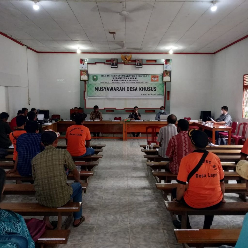 Musdes Khusus Finalisasi dan Penetapan Calon Penerima Manfaat Bantuan Langsung BLT DD di Desa Lape Kecamatan Kapuas