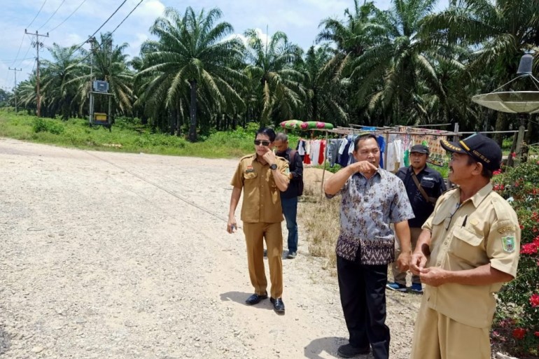 Program Pamsimas III Tahun 2019 Uji Pakai di Desa Semuntai Kecamatan Mukok