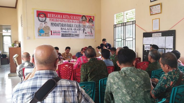 Rakoor Pelaksanaan Pilkades Desa Balai Karangan, Plt. Kepala DPM Pemdes: Mari Kita Sukseskan Pilkades Serentak Tahun 2020