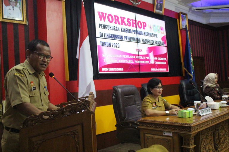 Sekda Sanggau Membuka Secara Resmi Kegiatan Workshop Pengukuran Kinerja PNS di Lingkungan Pemkab Sanggau