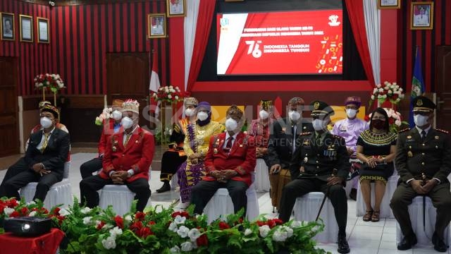Bupati dan Wakil Bupati Sanggau Beserta Forkompimda Ikuti Upacara Peringatan HUT RI ke-76 Secara Virtual