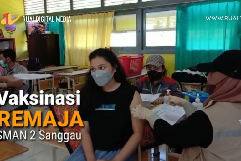 Vaksinasi Remaja di SMAN 2 Sanggau – VIDEO
