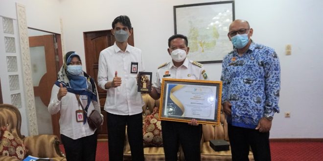 Bupati Sanggau Terima Penghargaan dari BPS RI – Kalimantan Today