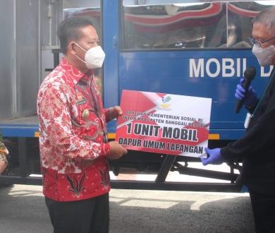 Gubernur Sutarmidji Serahkan Bantuan 1 Mobil Dapur Umum dari Kemensos ke Pemkab Sanggau – Kalimantan Today