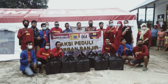 1000 Nasi Kotak untuk Pengungsi Banjir di Sanggau dari PMII, Satu Abad, Pewarsa dan Minang Ratu – Kalimantan Today