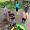 Pasca Banjir DLH Kab. Sanggau Lakukan Kerja Bakti – Dinas Lingkungan Hidup