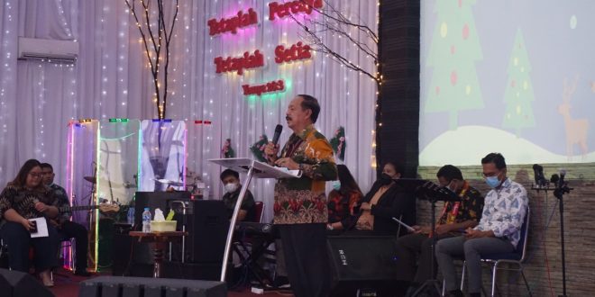 Bersama Rombongan, Yohanes Ontot Hadiri Perayaan Natal GBI Perwil Sanggau – Kalimantan Today
