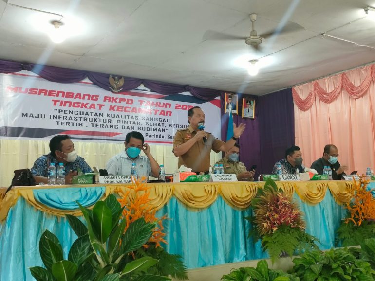 BAPPEDA Kabupaten Sanggau Memfasilitasi Musyawarah Perencanaan Pembangunan (MUSRENBANG) Tingkat Kecamatan Tahun 2023