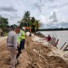 Geobag penahan banjir di Kampung Ladang Sintang Kalbar jebol