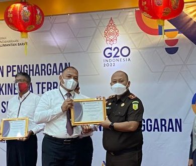 Cabjari Entikong Terima Penghargaan Terbaik IKPA – Kalimantan Today