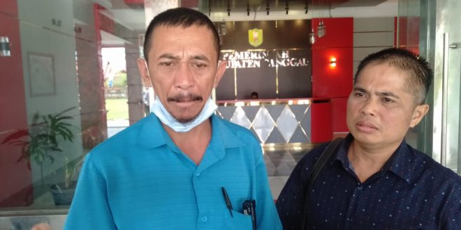 Ahli Waris Petrus Sujono Bacakan Pernyataan Sikap di Kantor Bupati Sanggau – Kalimantan Today