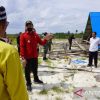 Bupati Kapuas Hulu tinjau pesantren Al-Hidayah yang roboh