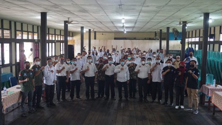 Sosialisasi dan Evaluasi Dapodikdasmen dan Dapodik PAUDNI Tahun 2022 Di Sub Rayon 2 SMP dan K3S Kecamatan Mukok Kabupaten Sanggau