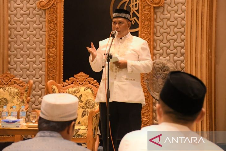 Bupati Kayong Utara ajak masyarakat jadikan Al Quran pedoman tingkatkan SDM