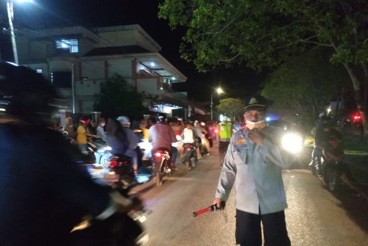 Ribuan masyarakat Ketapang ramaikan pawai akbar menyambut Idul Fitri di Ketapang