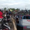 Arus balik Lebaran Teluk Batang-Pontianak padat