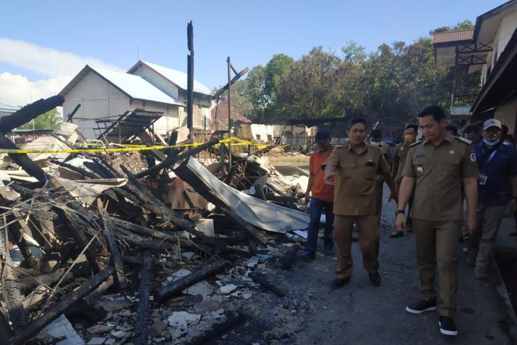 Bupati Kapuas Hulu minta polisi segera selidiki penyebab kebakaran BKPSDM