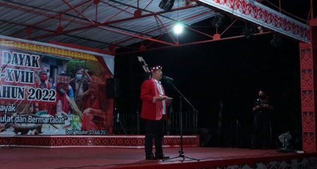Ribuan Orang Saksikan Penutupan Gawai Nosu Minu Podi di Sanggau