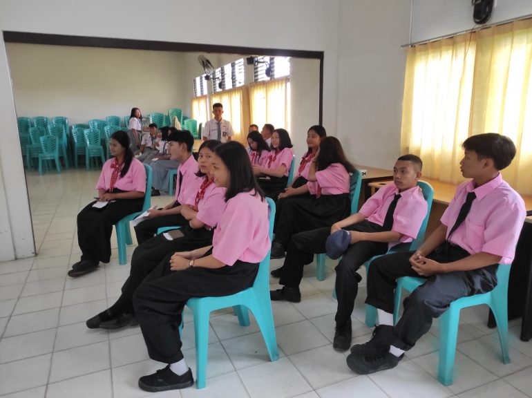 Kegiatan Perekaman KTP SMK Swasta Tri Dharma Di Kabupaten Sanggau