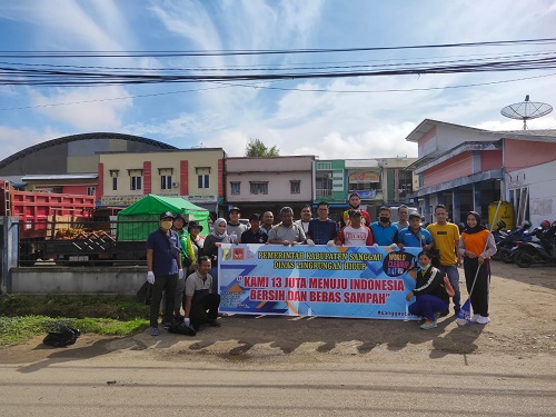 Aksi Pungut, Pilah dan Kumpul Sampah pada Kegiatan WCD Tahun 2022 Kabupaten Sanggau – Dinas Lingkungan Hidup