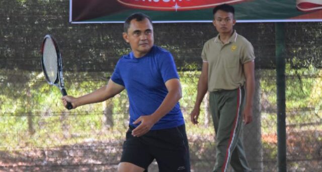Meriahkan HUT TNI ke - 77, Turnamen Tenis Danrem Cup Digelar di Tayan