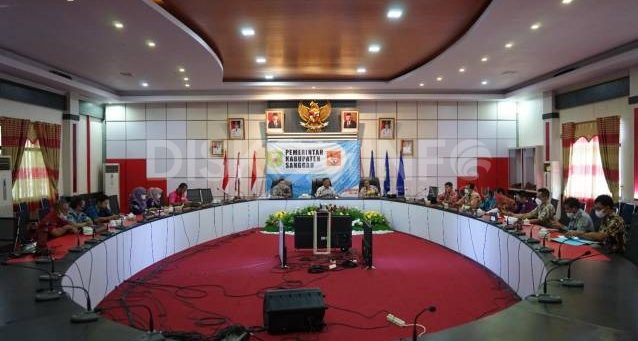 Bupati Sanggau Pimpin Langsung Rapat Koordinasi Pengendalian Inflasi Daerah – Detiksatu.com