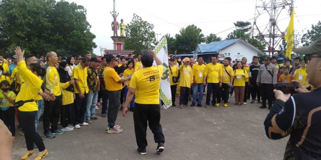 Peringati HUT ke-58, Partai Golkar Sanggau Bagikan 2500 Kupon Jalan Santai – Kalimantan Today