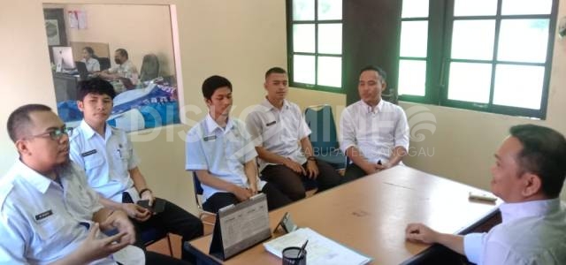 Kunjungan  Dinas Kominfo Kabupaten Sekadau ke Dinas Kominfo Kabupaten Sanggau