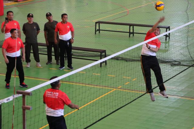 Ajang Jaring Pemain Handal, Polres Sanggau Gelar Open Turnamen Bola Voli Kapolres Cup 2023
