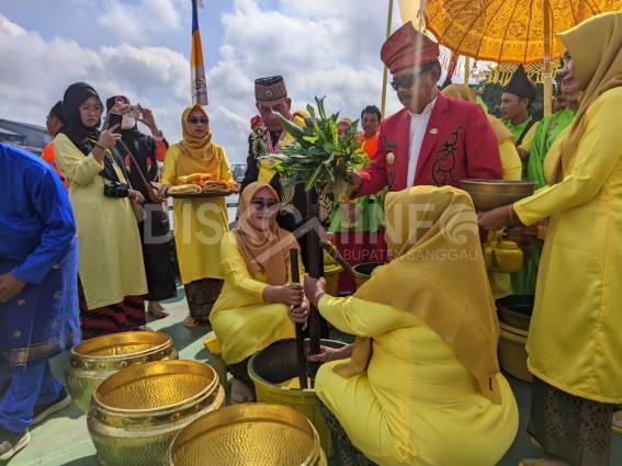 Pembukaan Festival Budaya Keraton Paku Negara Tayan, Ini Pesan Wakil Bupati Sanggau