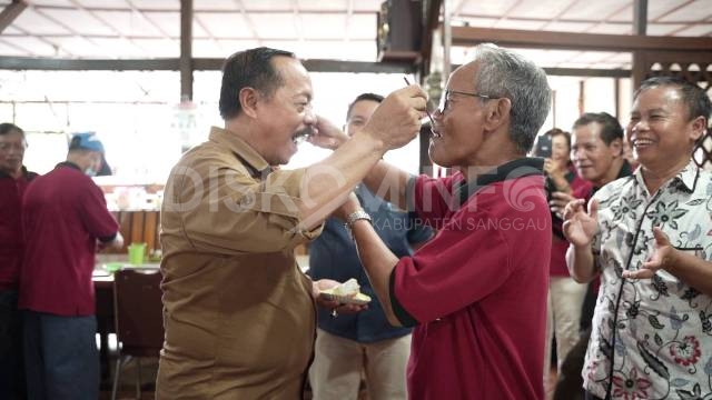 Wabup Sanggau Hadiri Satu Tahun Anniversary Organisasi Pensiunan Anggota Lansia Shmeon/Hanna Paroki Pusat Damai