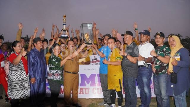 Wakil Bupati Sanggau Resmi Menutup Meliau Cup II
