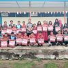 Serahkan Buku dan Alat Tulis ke Siswa Sekolah Dasar Desa Fokus – DISDIKBUD