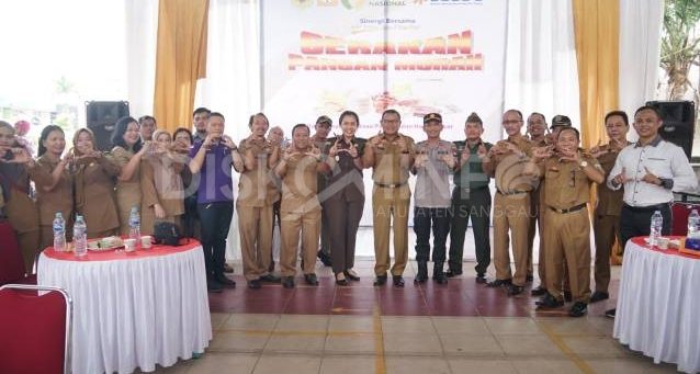 Pemerintah Kabupaten Sanggau Gelar Gerakan Pangan Murah di Pasar Seroja Sanggau