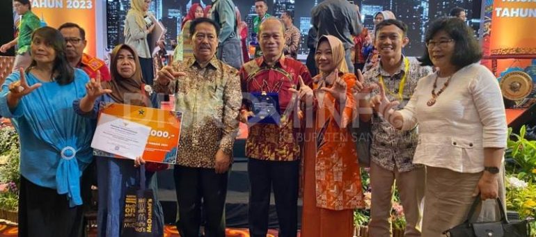 Perpusda Kabupaten Sanggau Raih Terbaik I Nasional Se-Indonesia Program TPBIS 2023